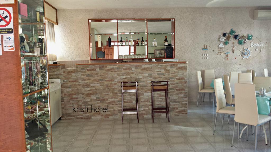 Apartamento Kristi Poros  Exterior foto